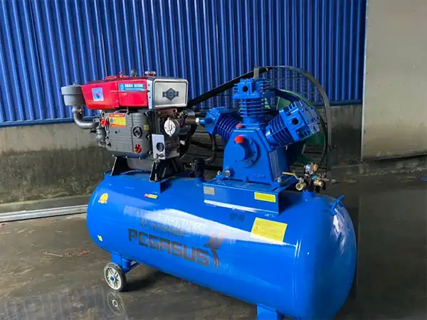 Máy nén khí chạy dầu diesel TM-W-2.0/8-500L 20hp 14 Máy nén khí chạy dầu Disel