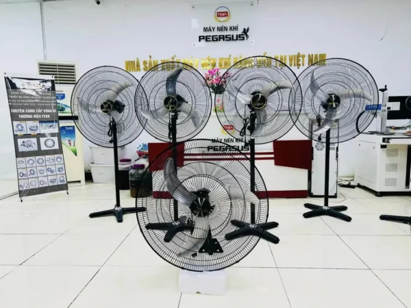 Quạt công nghiệp treo tường